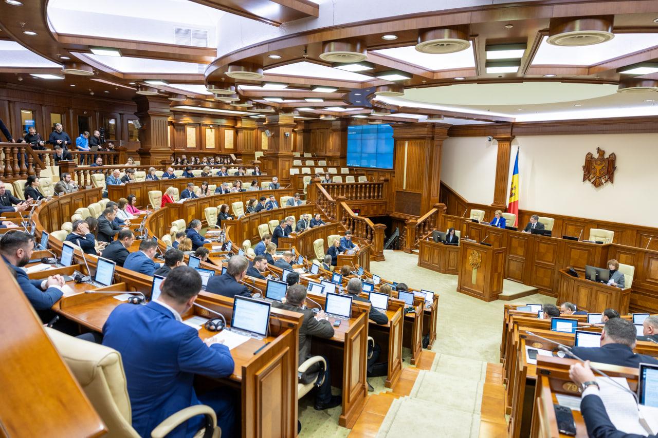 Parlamentul se întrunește în 21 iulie în ședință pentru acordarea votului de încredere premierului desemnat Vasile Tofan