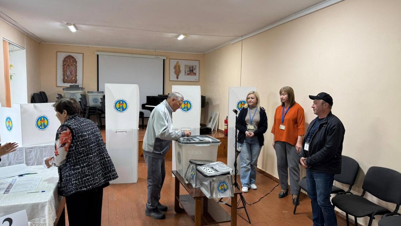 CEC a avizat proiectul opoziției pentru referendumul privind reforma administrației locale. Parlamentul trebuie să decidă până în 19 iulie