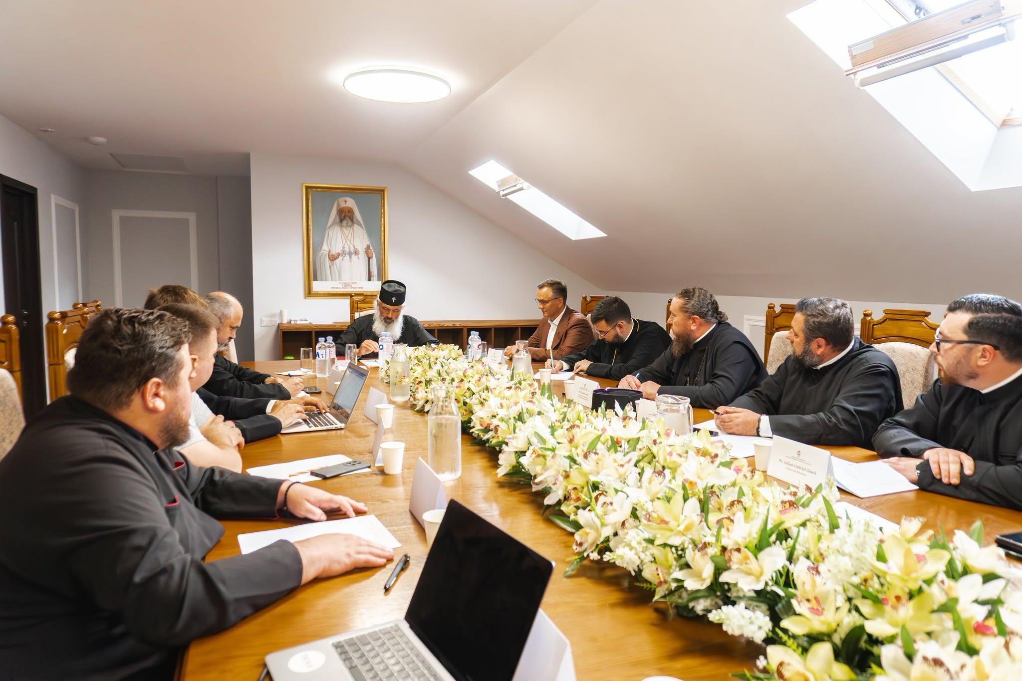 Priorități pentru consolidarea Arhiepiscopiei Chișinăului. Mitropolitul Antonie a prezidat prima ședință a Permanenței Consiliului Eparhial