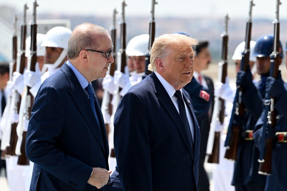 Trump se declară „foarte dezamăgit” de aliații din NATO. Debut tensionat al summitului de la Ankara