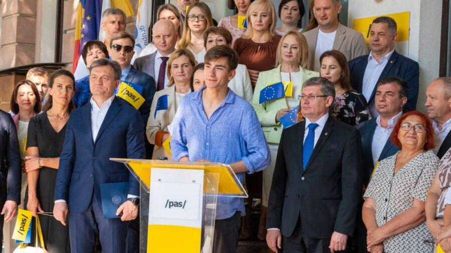 Продан виноват? Гросу о скандале с Згерей без высшего образования, получавшим в минкульте 33 тыс. леев