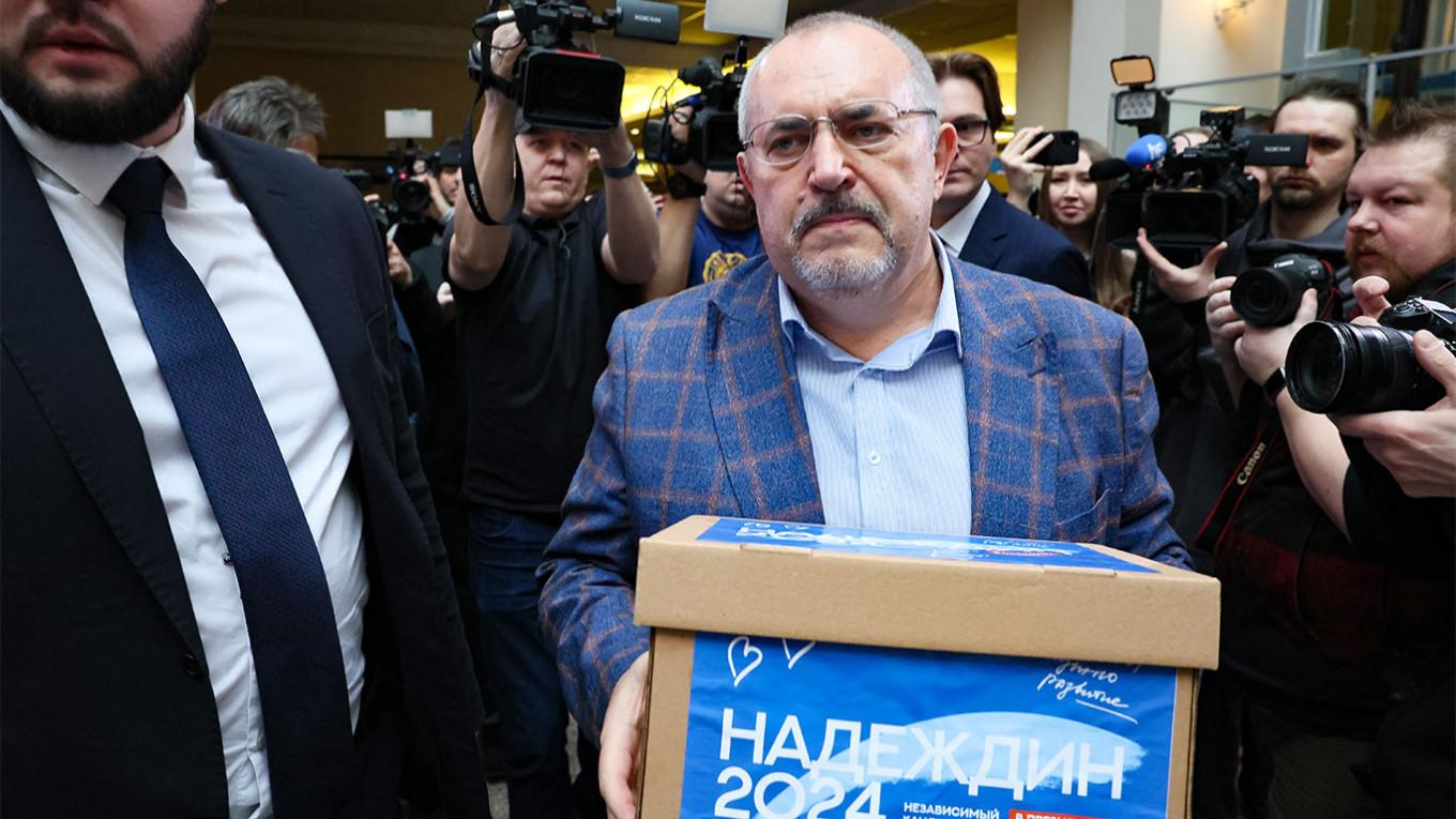 Opozantul Boris Nadejdin, inclus pe lista „agenţilor străini” din Rusia, a fost reținut