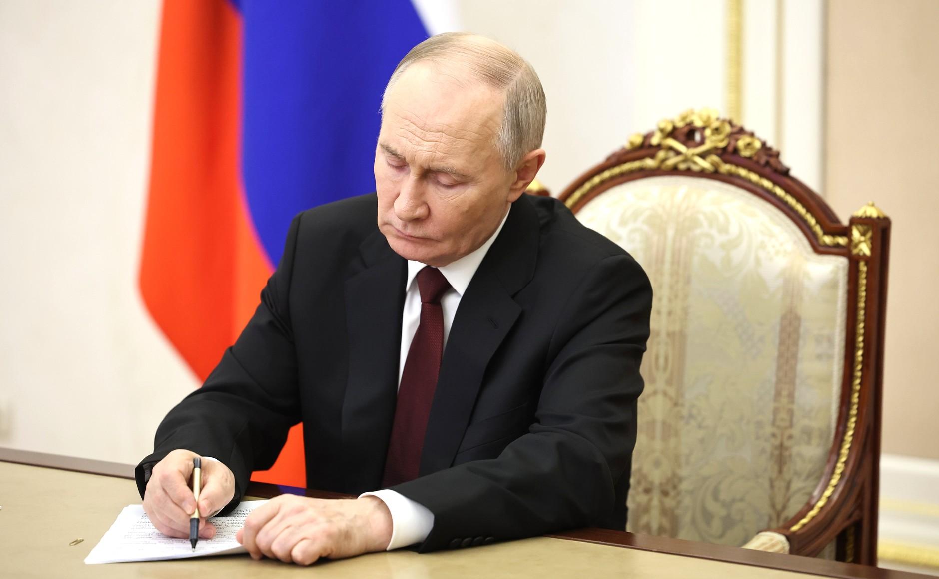 LIVE TEXT/ Reuters: Putin este hotărât să intensifice acțiunile militare, în pofida apelurilor la pace lansate de Trump și a recomandărilor consilierilor săi. Război în Ucraina, ziua 1597