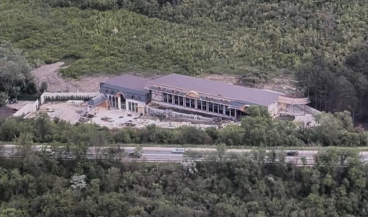Cauză penală pornită pentru infracțiuni contra mediului: Construcții în fondul forestier și prejudiciu de circa 4 milioane de lei