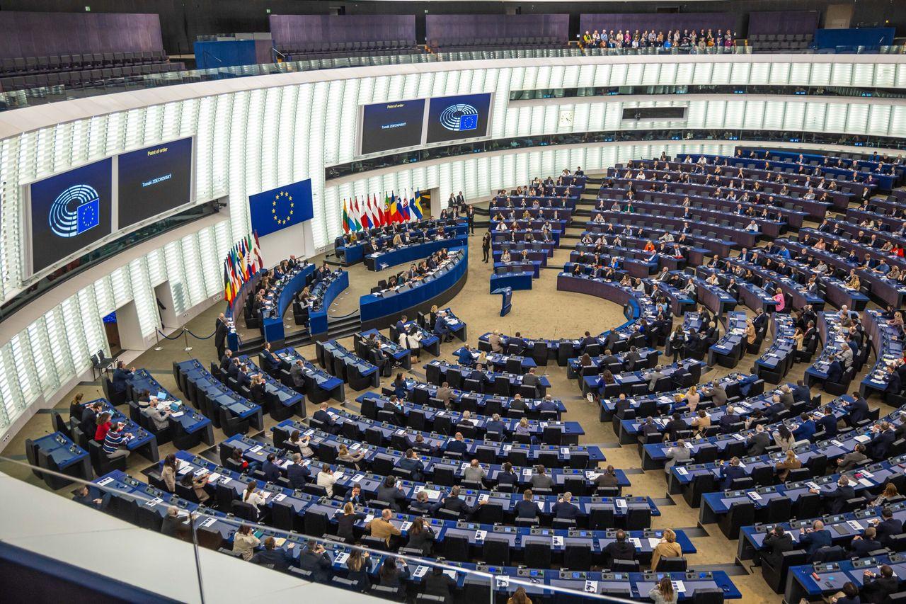Parlamentul European cere deschiderea tuturor clusterelor de negociere cu R. Moldova